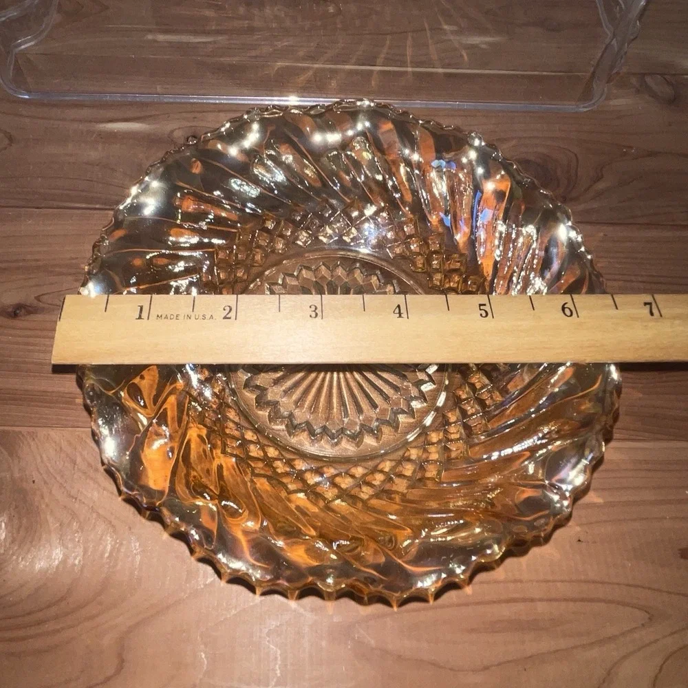 Vtg Elegant Bowl Carnival Iridescent Gold Diamond Swirl Ruffled Candy Nut Dish